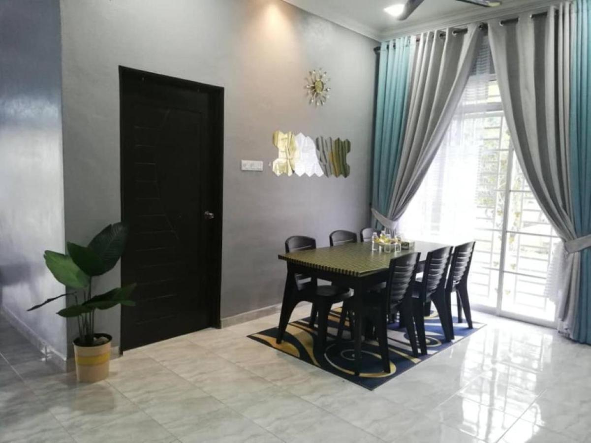 Damai D Homestay Kangar Bagian luar foto