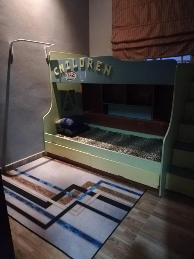 Damai D Homestay Kangar Bagian luar foto